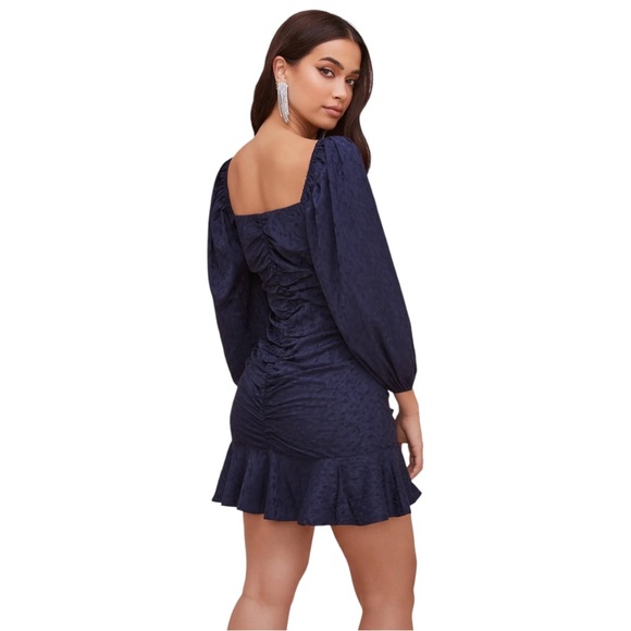 ASTR The Label Sweetheart Cinched Ruffle Front Navy Mini Dress Size M - Picture 7 of 8
